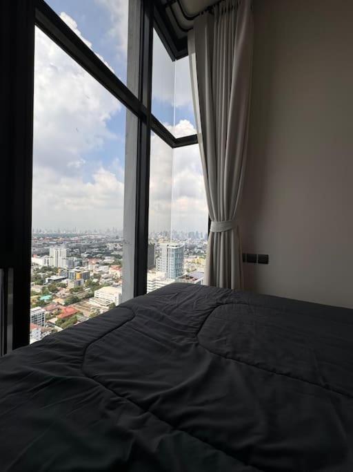 Luxury 29 Floor Pool Sky View King Bed Coworking Bts Pangsapuri Bangkok